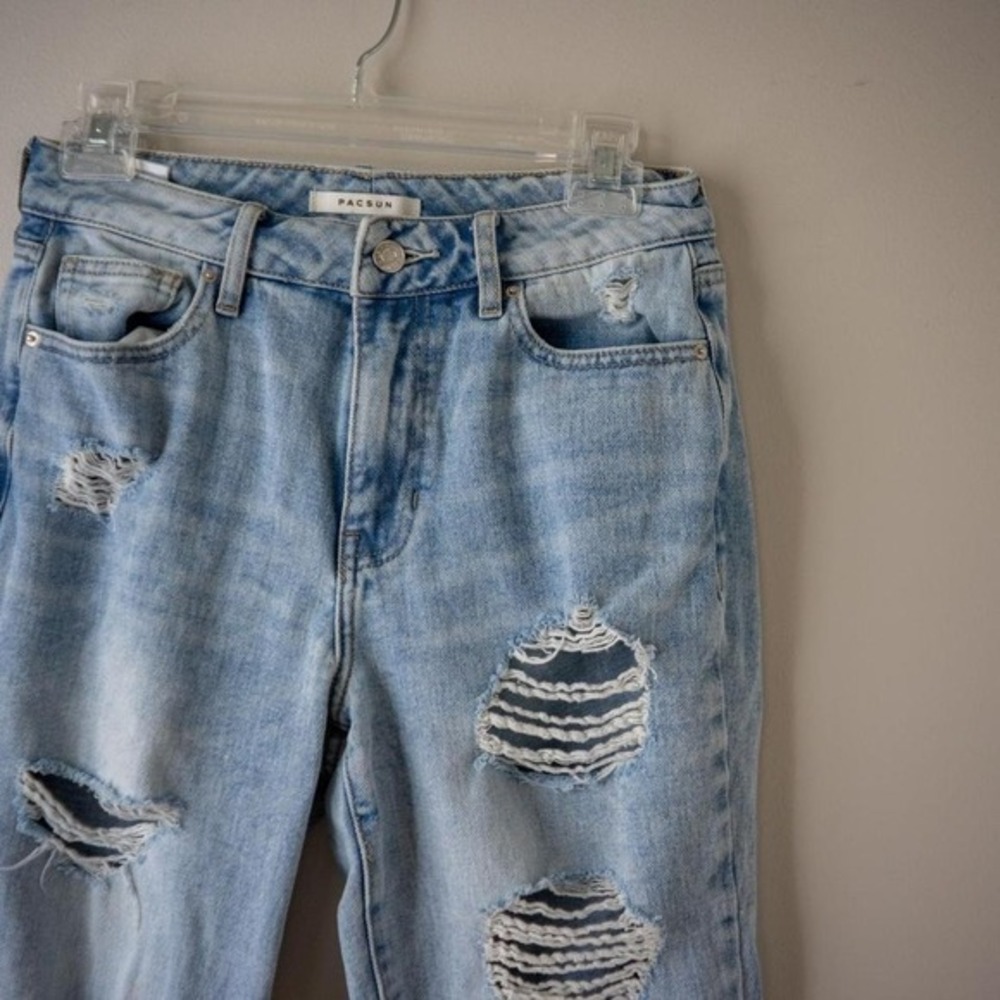 Pacsun Ripped Mom Jeans Size 25 - Picture 4 of 7